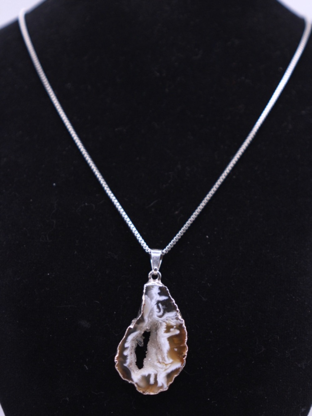 Silver tone Sliced Brown Agate Geode Pendant Necklace